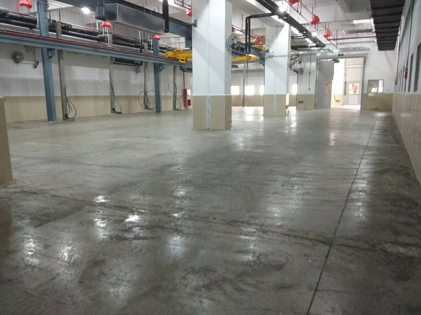 為什么我不爽快地告訴你環氧地坪漆施工價格是多少錢一平方？